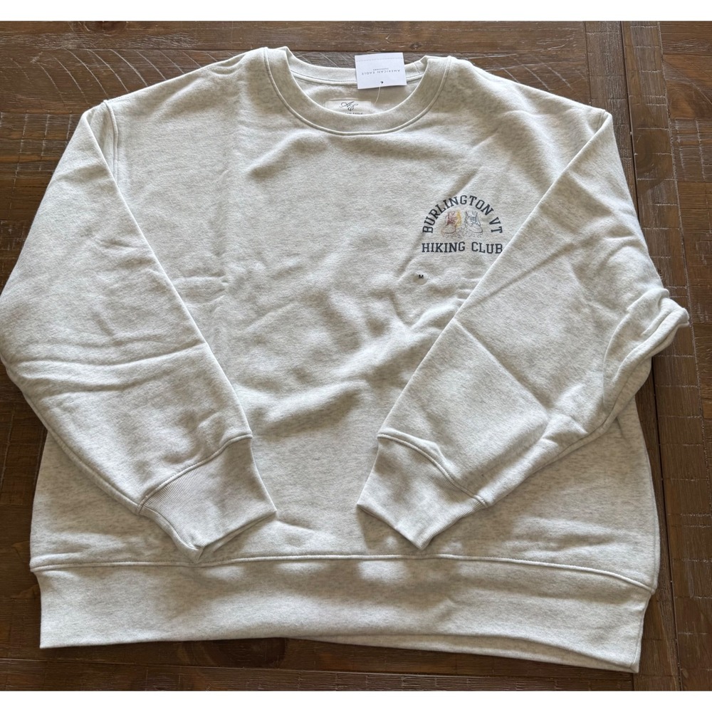 American Eagle Burlington VT Hiking Club Graphic Sweatshirt Gray M NEW Rainbow